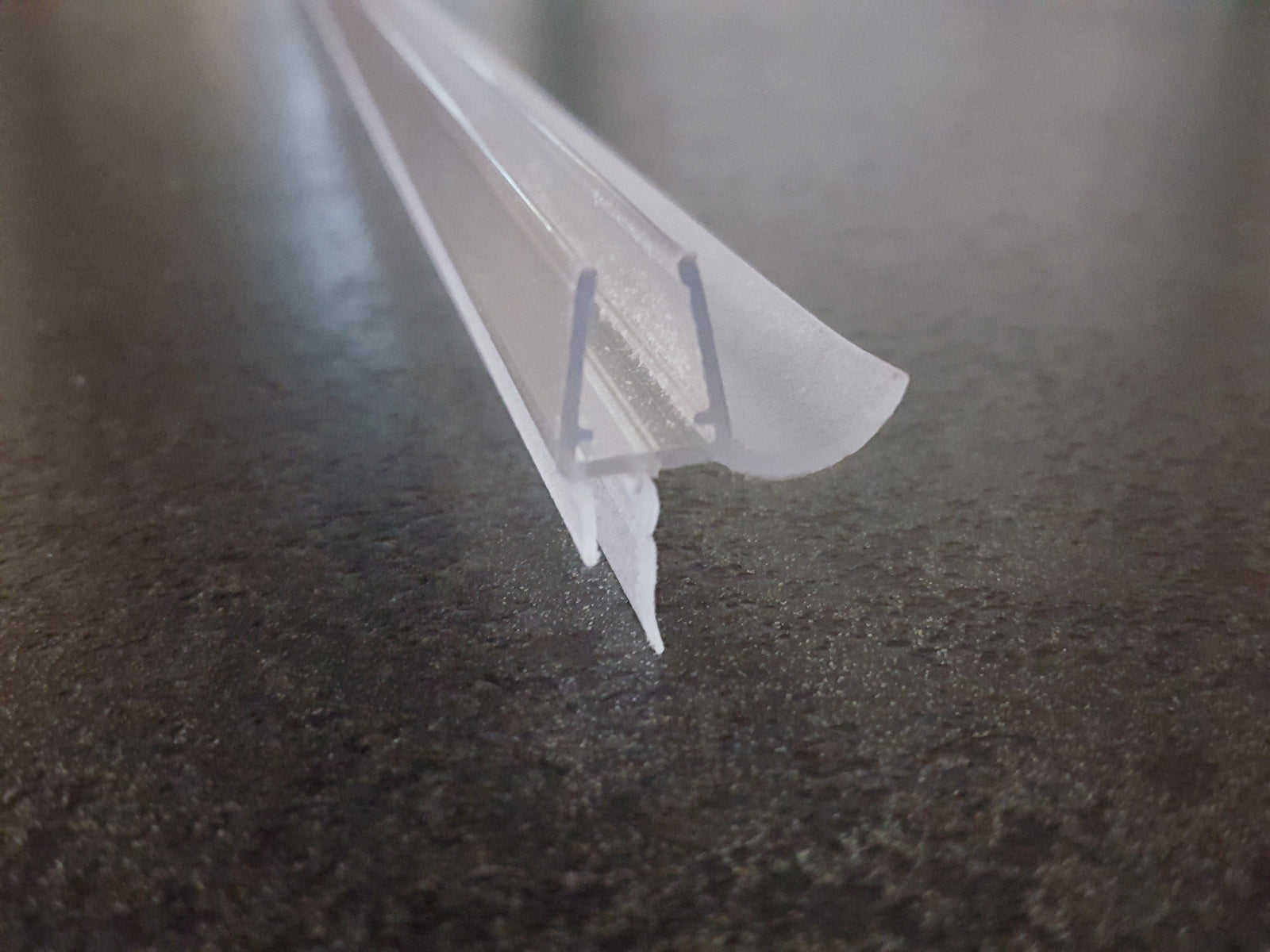 Duschdichtung mit Abtropfleiste in Rinnenform und kürzbare Lippe – Für 6 oder 8 mm Glas – Art.Nr. 3249