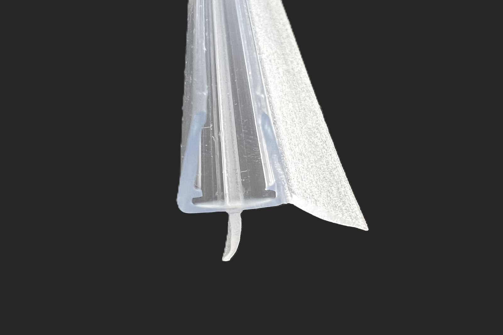 Schleiflippendichtung mit kurzer Schleiflippe und Abtropfleiste – Für 6 oder 8 mm Glas – Art.Nr. 1402