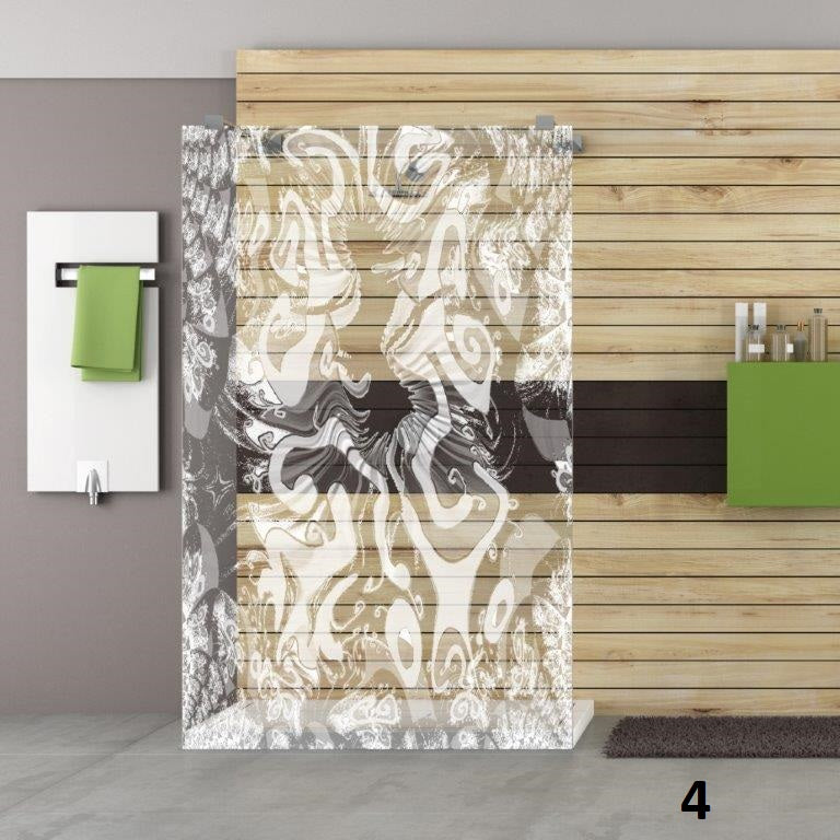 Florales Ornament als Lasergravur auf Duschglas aus ESG