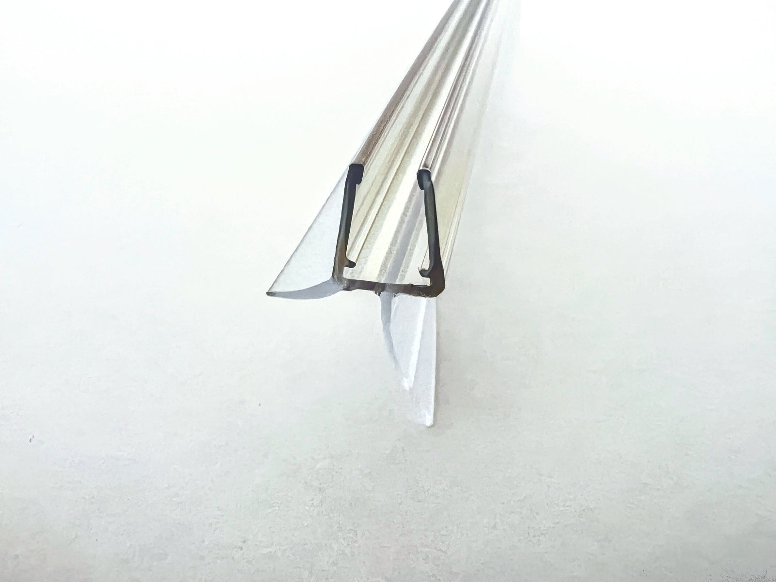 Duschdichtung mit kürzbarer 20 mm Lippe – Für 6 oder 8 mm Glas, Lücken 18-22 mm – Art.Nr. 5104