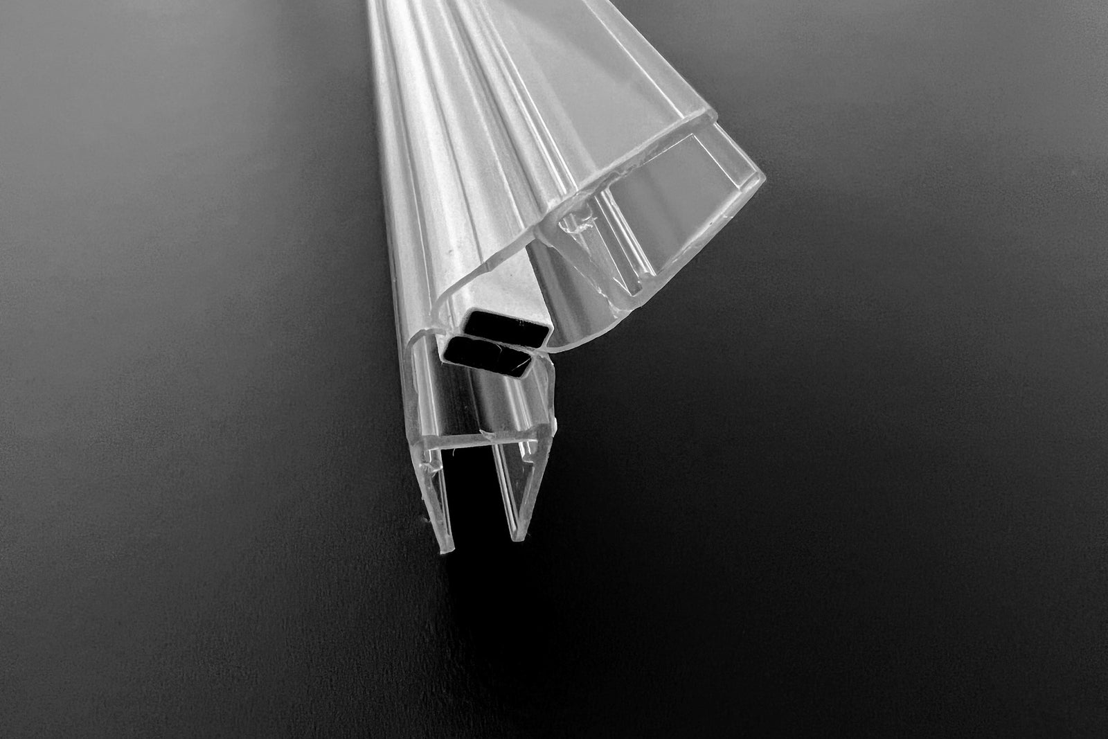 Magnetdichtungspaar 112° (1x 67° + 1x45°) für Fünfeckduschen, für 6 oder 8 mm Glas, Art.Nr. 6062/6072