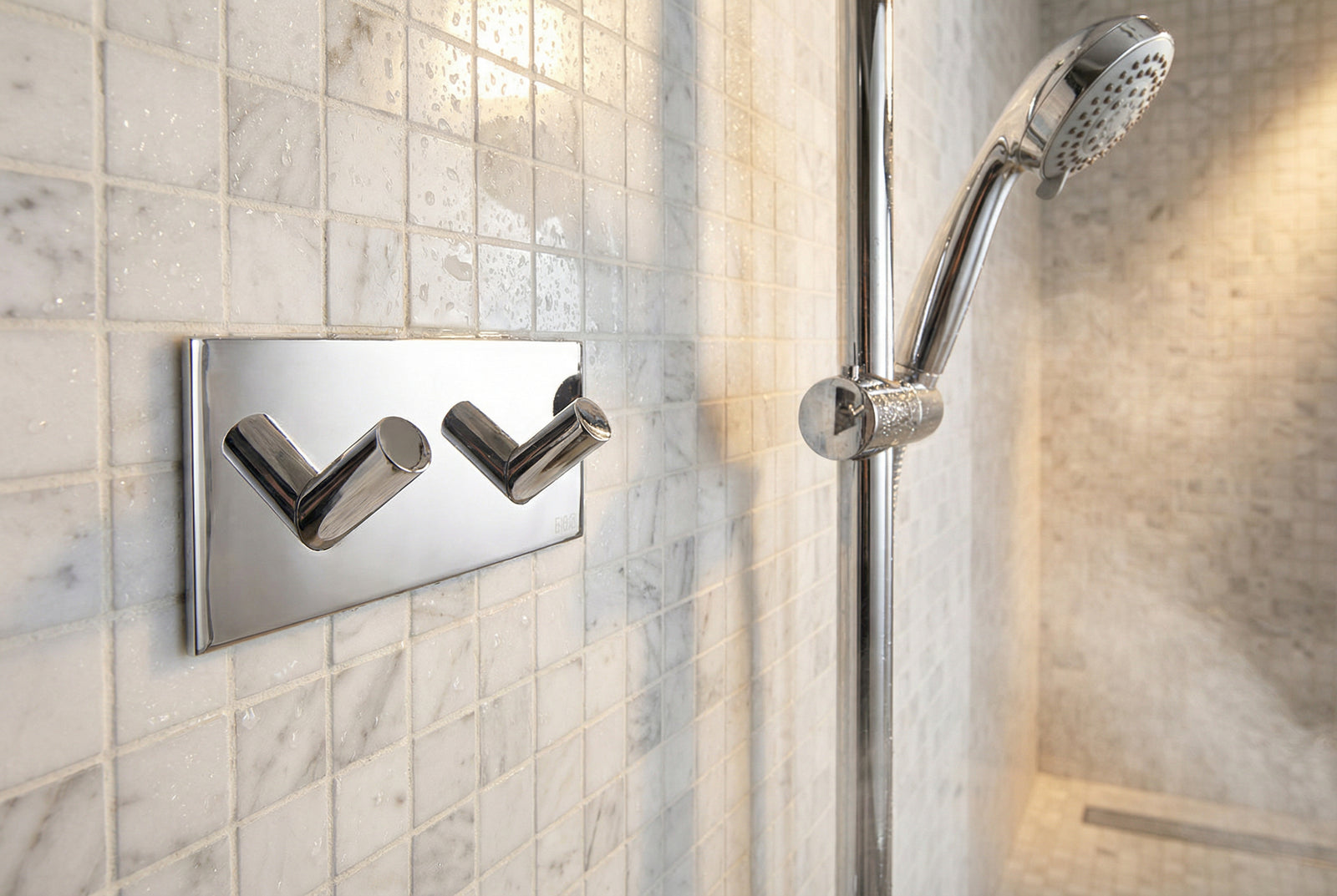 Doppel Haken selbstklebend – 90 mm, Edelstahl – Schwarz oder Chrom