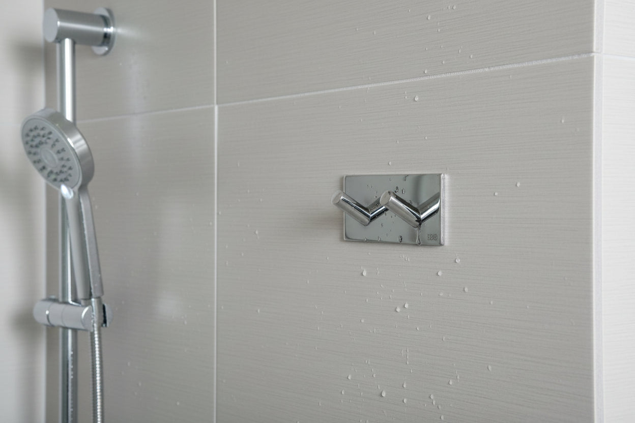 Doppel Haken selbstklebend – 90 mm, Edelstahl – Schwarz oder Chrom