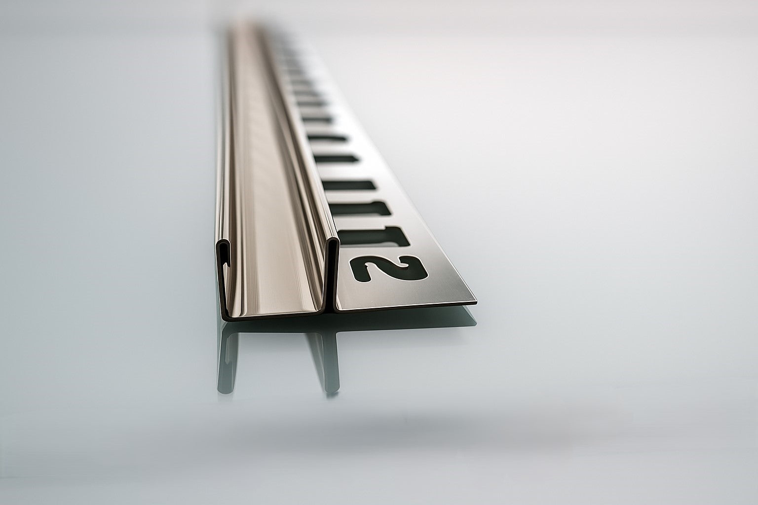 Fliesen-U-Winkelprofil "Slimline" Edelstahl K220 gebürstet – Für 8 und 10 mm Glas – Art.Nr. UEK220