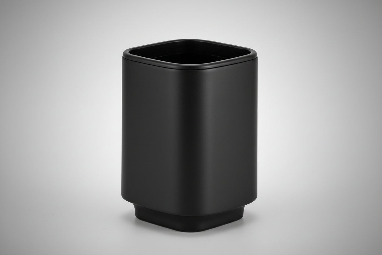 SATIN SQUARE Zahnputzbecher – minimalistisches Design für ein aufgeräumtes Bad