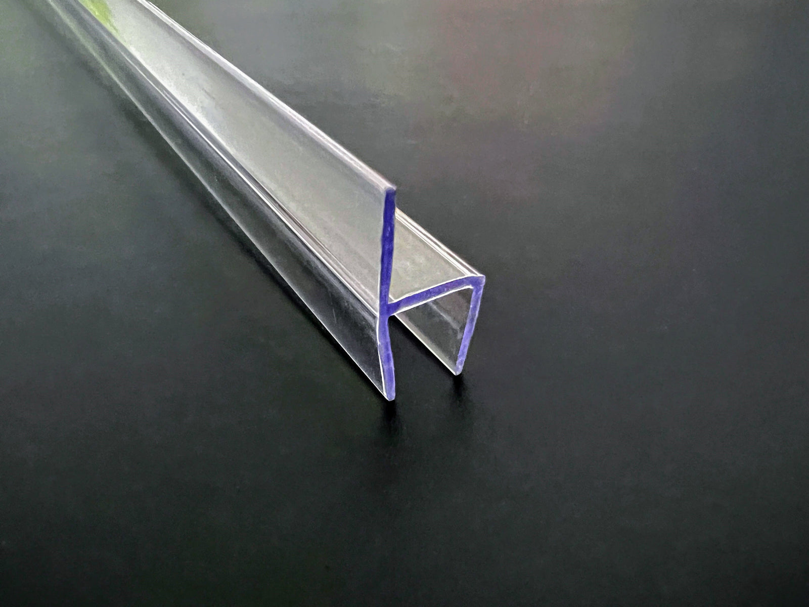 Wintergarten Fugendichtung 180° mit harter Anschlagschiene – Für 8 oder 12 mm Glas – Art.Nr. PHJ 8/12