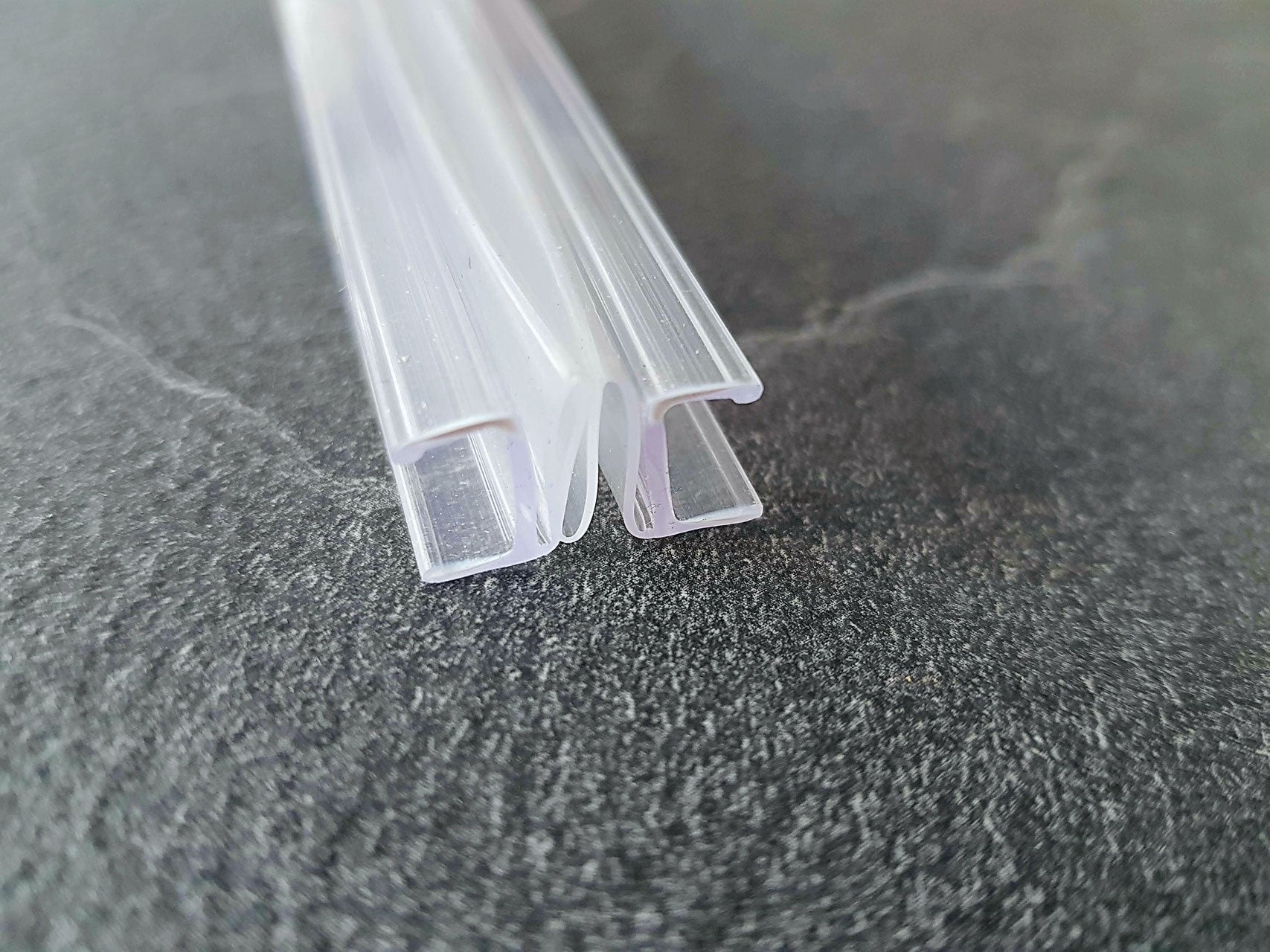 Ziehharmonika-Dichtung für Glas-Glas-Verbindungen, flexibel bis ca. 35 mm ziehbar