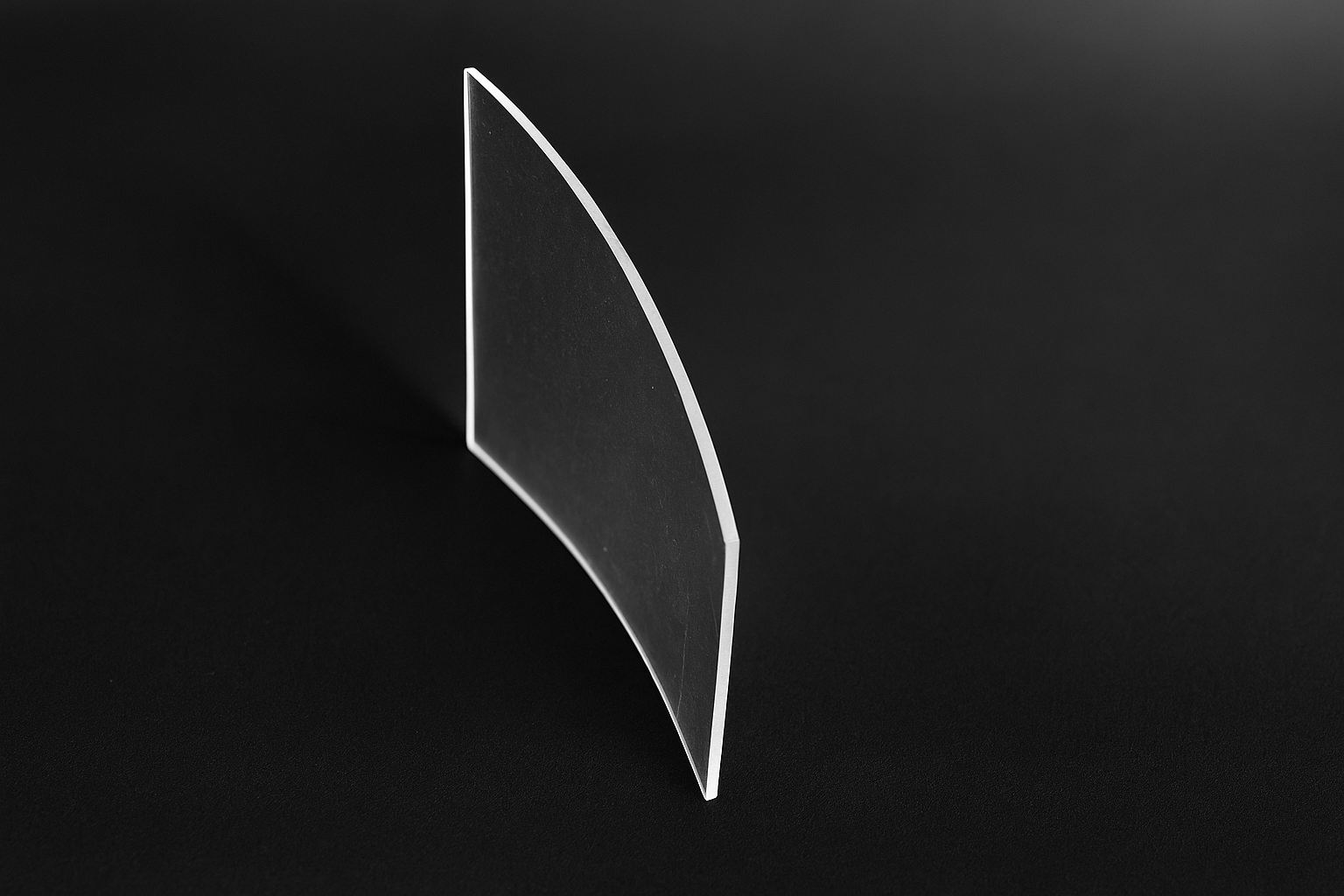 Transparente Einlagen zur Trennung von Glas und Metall