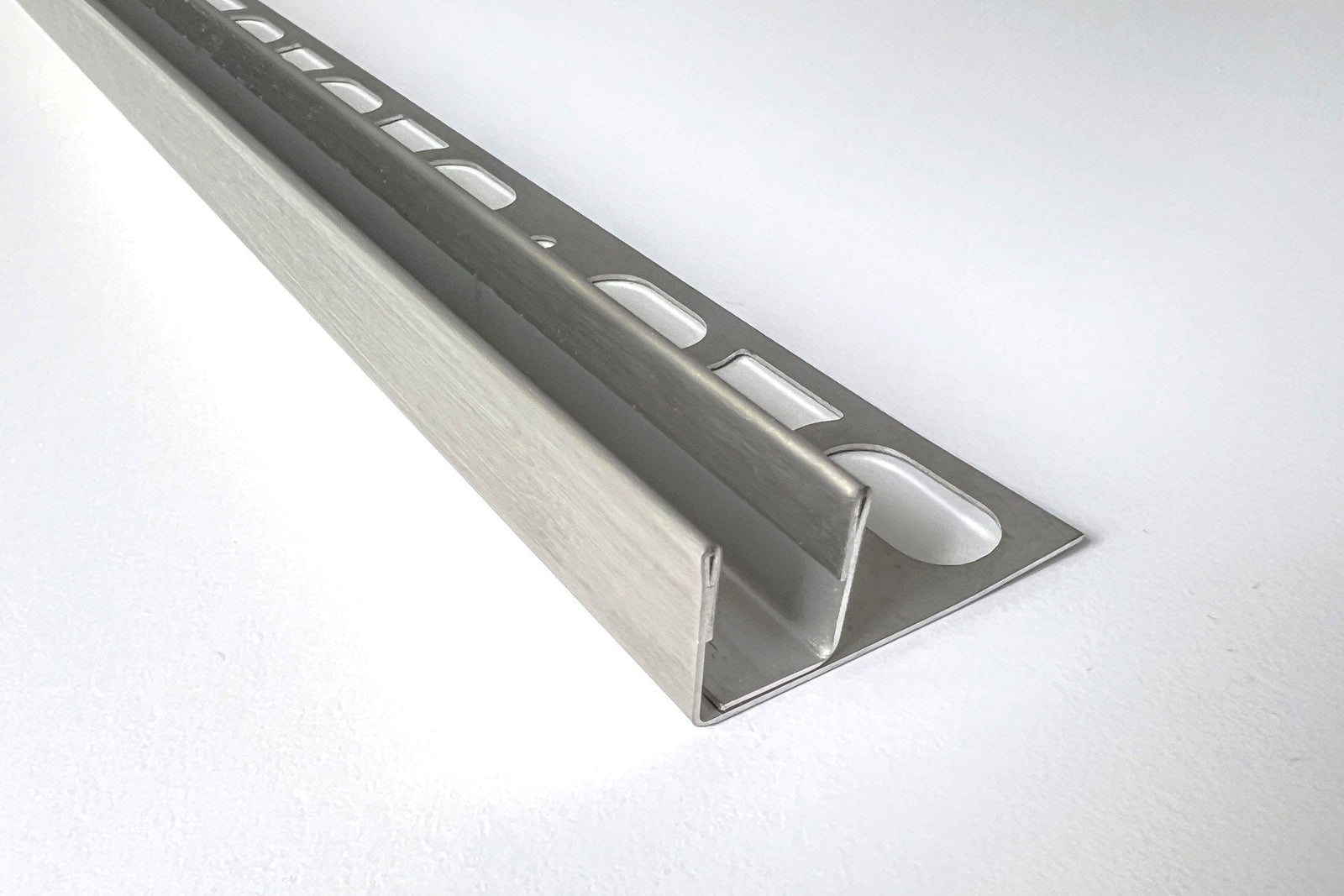 Fliesen-U-Winkelprofil; Edelstahl gebürstet; Typ PP-GPS2, Art.Nr. 31543