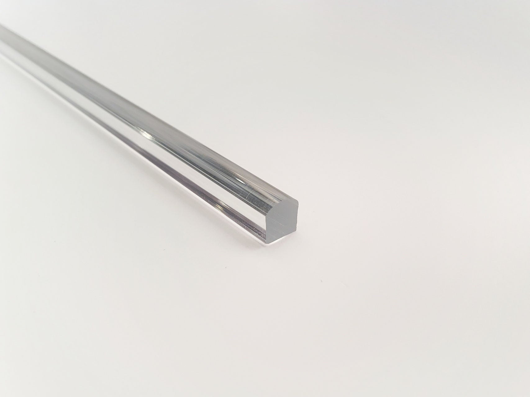 Plexi-Quadratstab mit Wölbung oben, Art.Nr. HH1009
