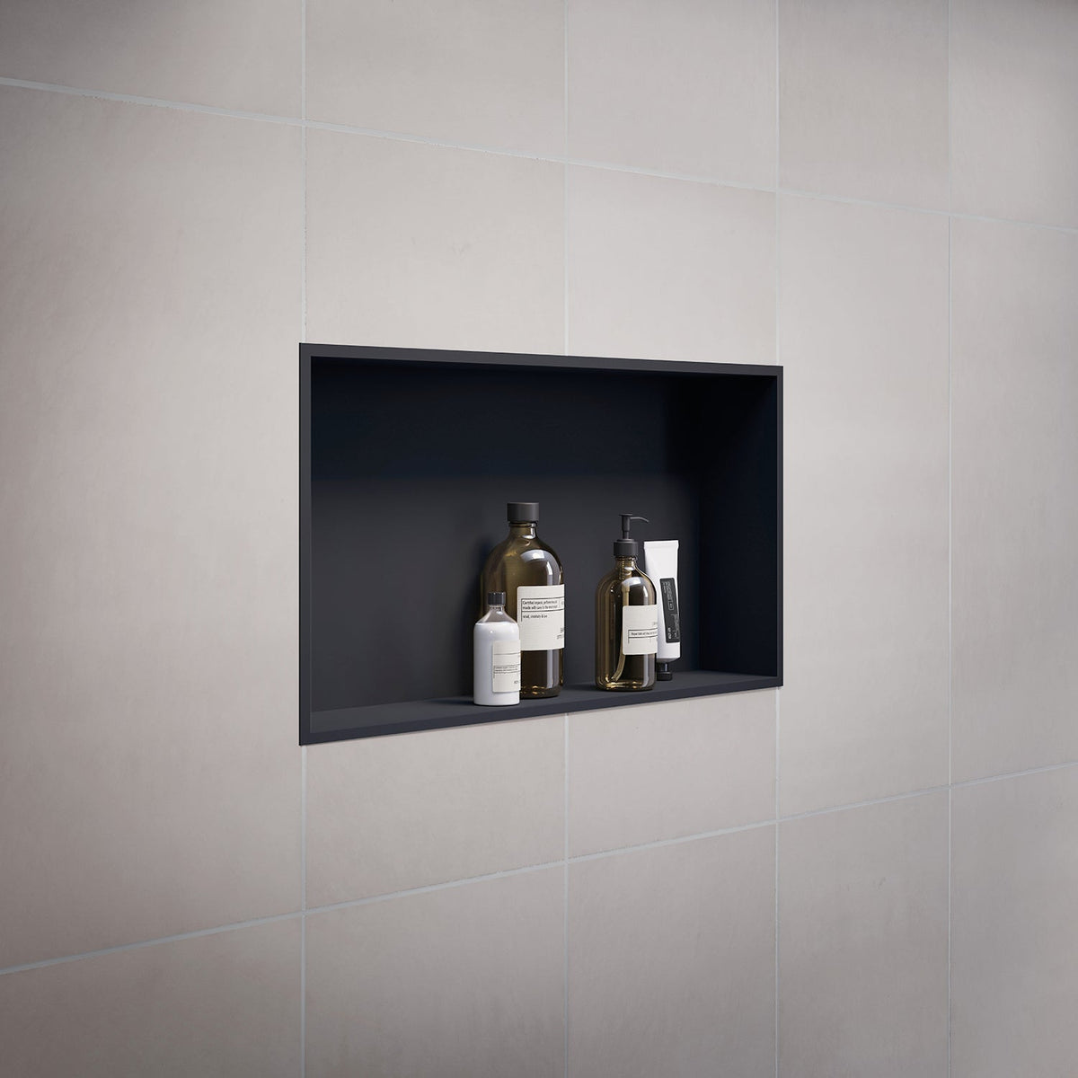Smedbo Sideline Wandnische 600 mm Schwarz Lifestyle