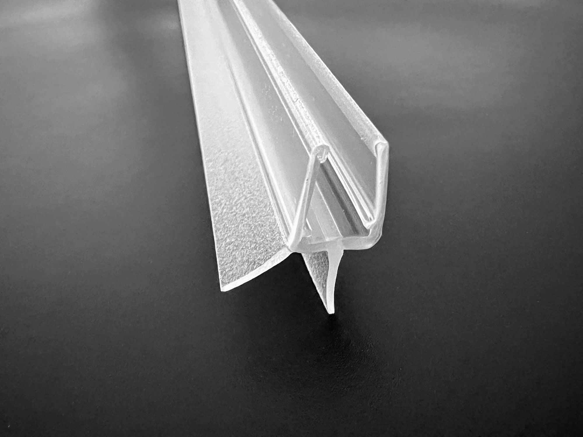 Schleiflippendichtung mit Abtropfleiste, für Lücken von 11 - 14 mm
