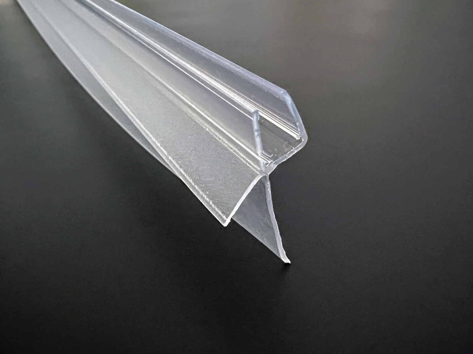 Bodendichtung für Duschtür unten mit anpassbarer 30 mm Lippe – Für 6 und 8 mm Glas – Art.Nr. 5160