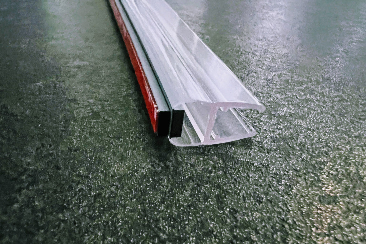 Magnetstreifendichtung 52091400: Magnetstreifen mit rückseitigem Klebeband, Schutzfolie rot