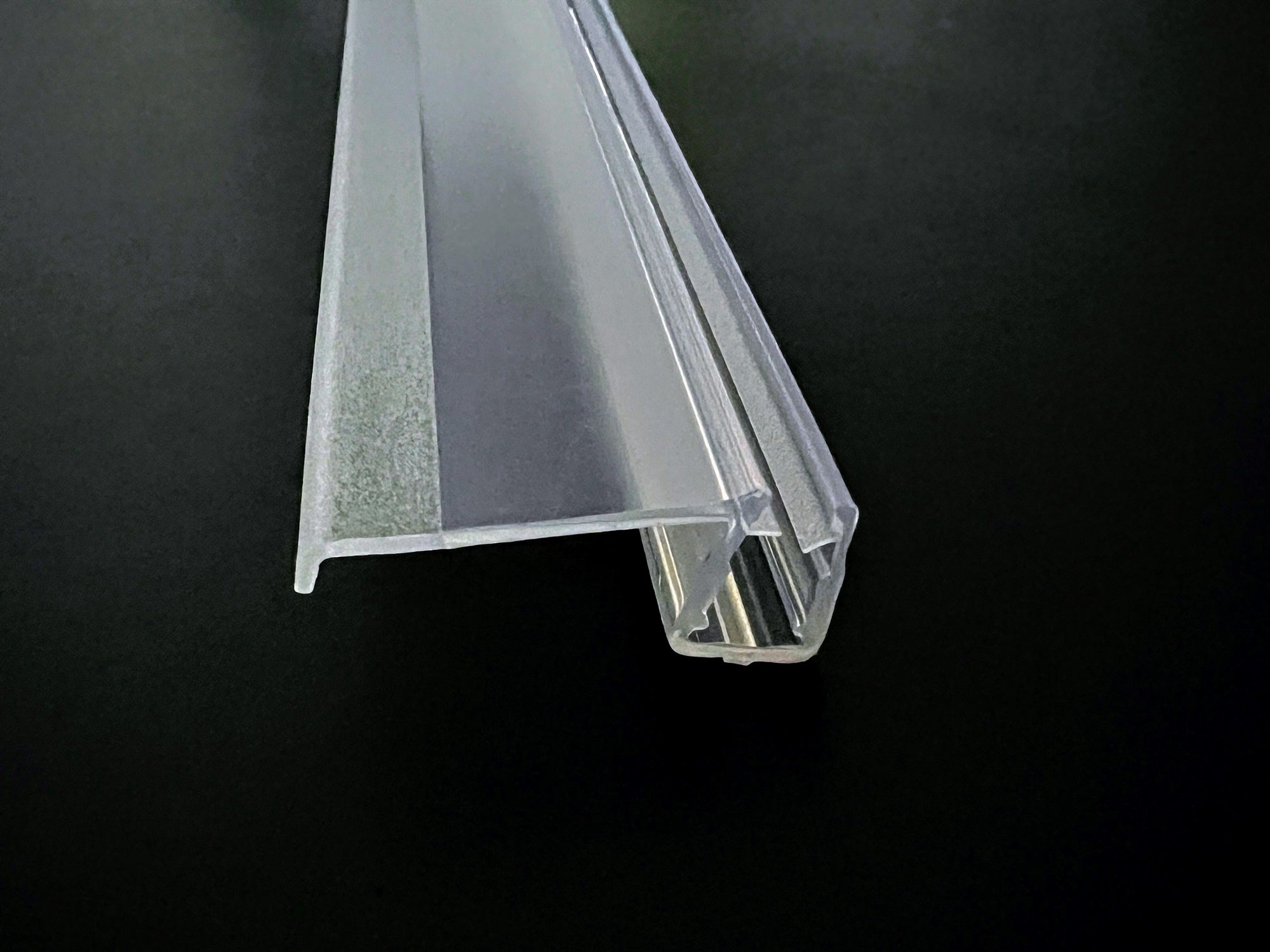 Duschtürdichtung mit ca. 25 mm "Dächlein" als Abtropfleiste, für Lücken von 2 - 5 mm