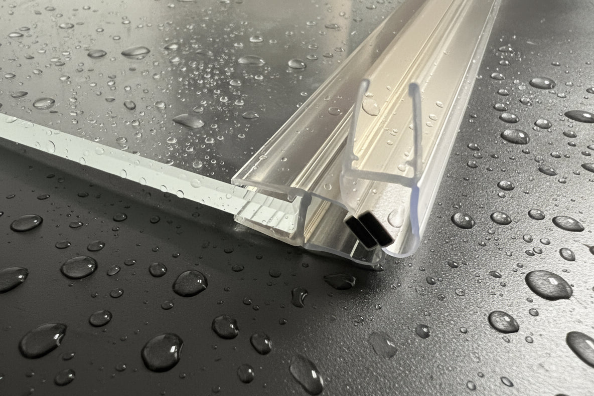 Magnetdichtungspaar 90° (2x 45°) mit Magnetstreifen – Für 6, 8 oder 10 mm Glas – Art.Nr. 6072/6082