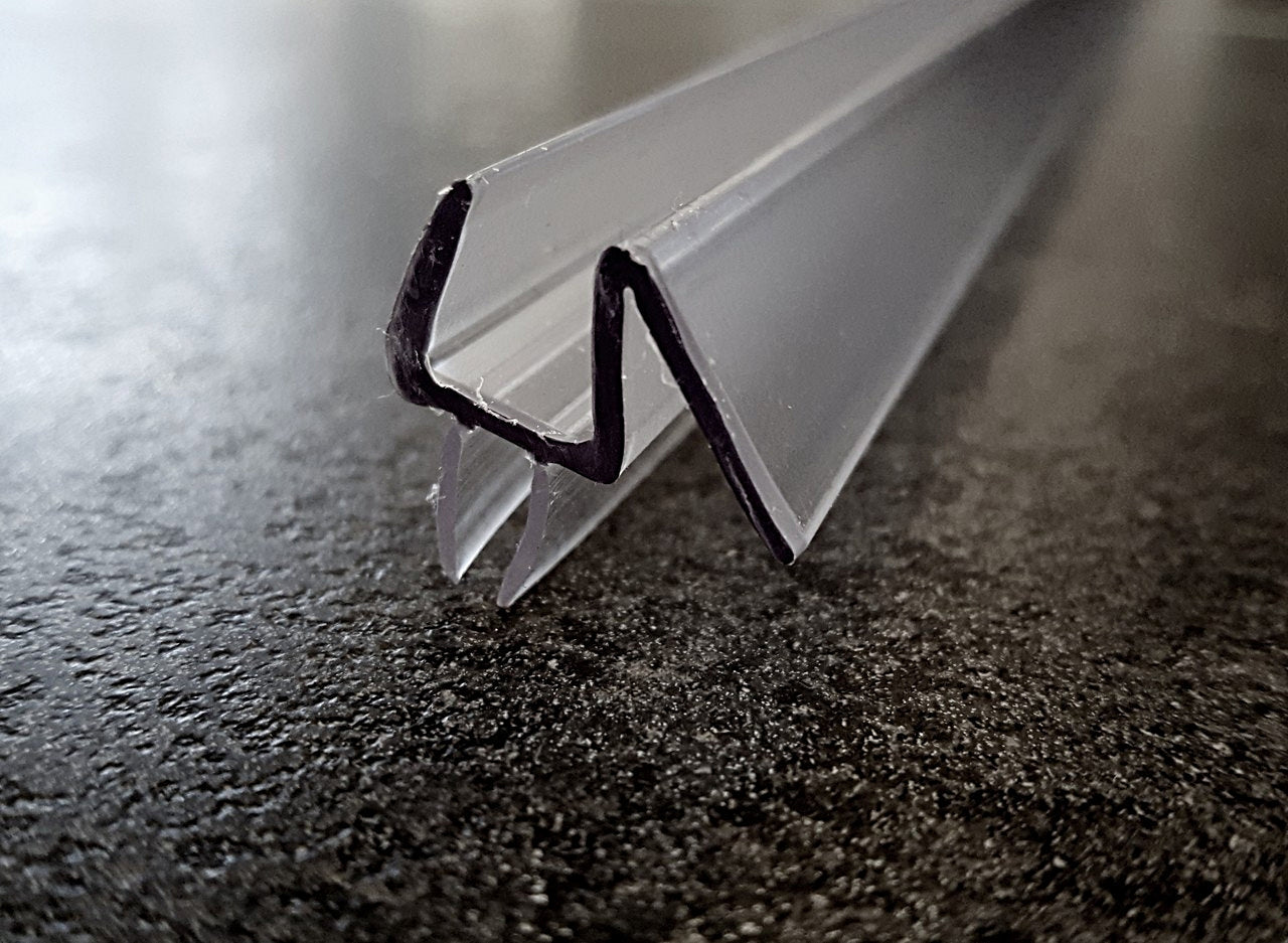 Polycarbonat-Duschdichtung mit doppelter Dichtlippe und Wasserabweiser – Für 6 oder 8 mm Glas – Art.Nr. 956/914