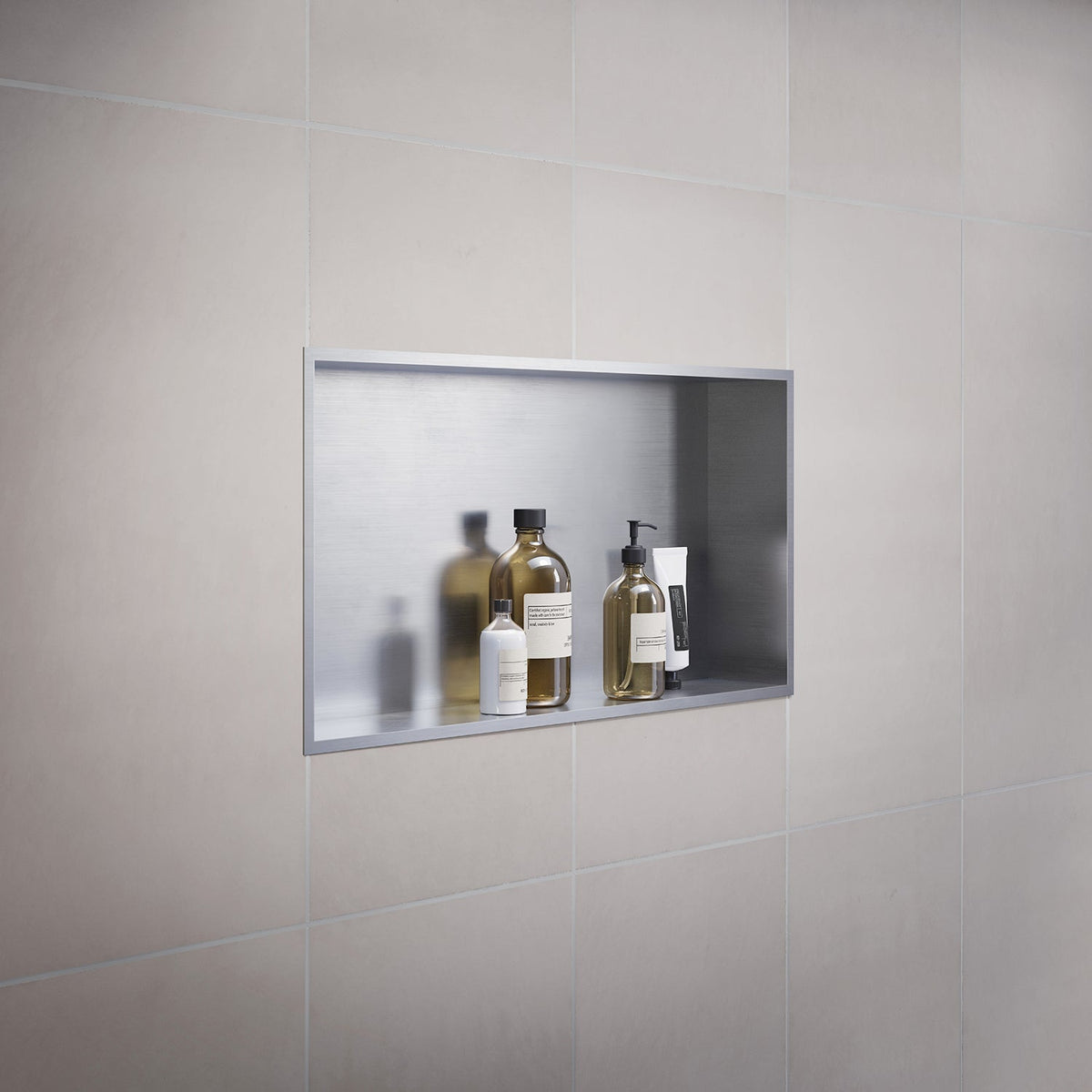 Smedbo Sideline Wandnische 600 mm Edelstahl Lifestyle