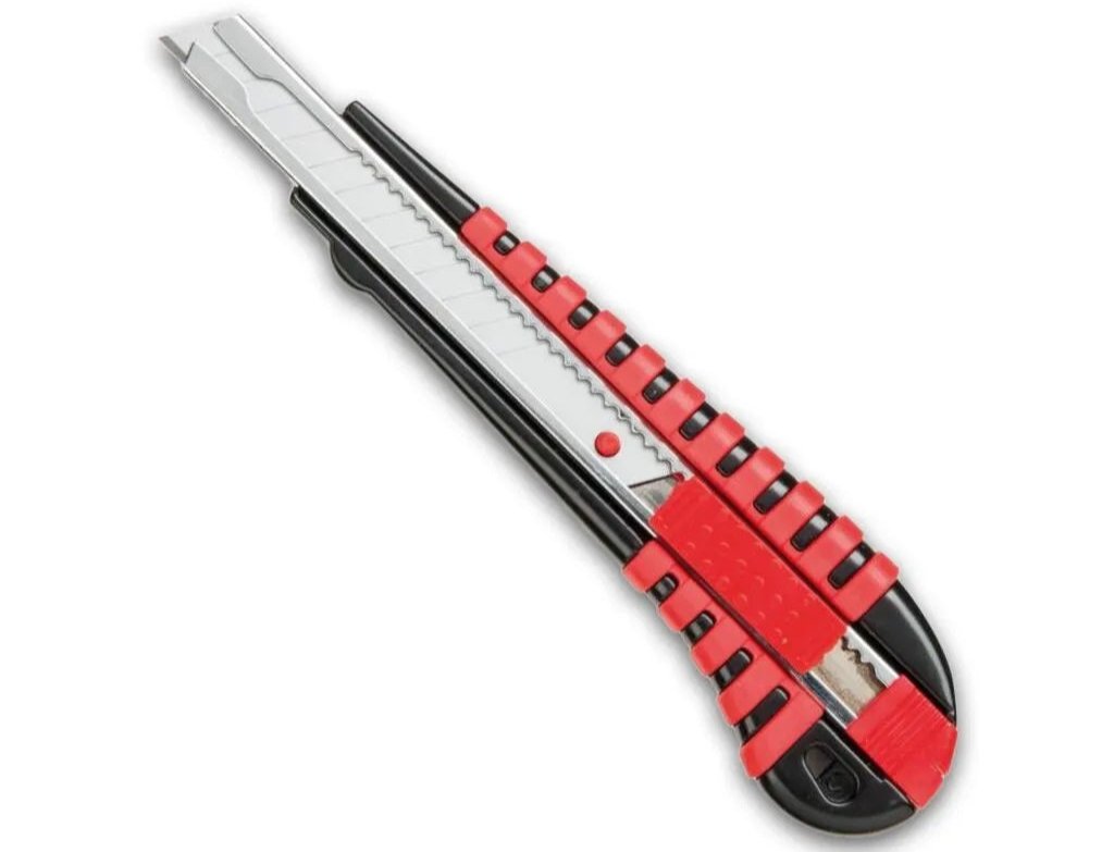 UNIVERSAL-CUTTER mit 18 mm Abbrechklinge für den Zuschnitt von Duschdichtungsprofilen