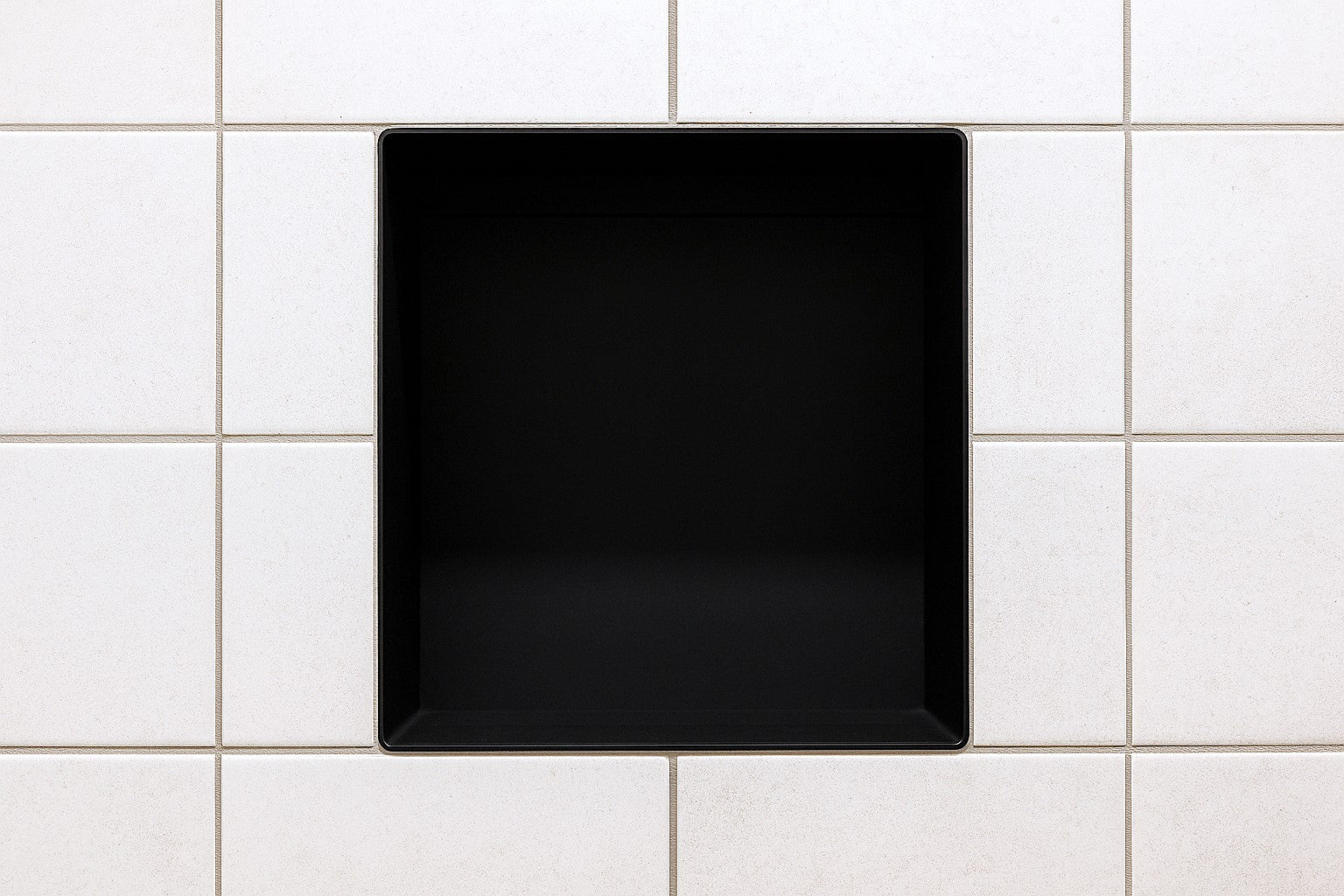 Einbau Wandeinbaunische 300 × 300 mm – aus Edelstahl für Duschbereich oder Bad