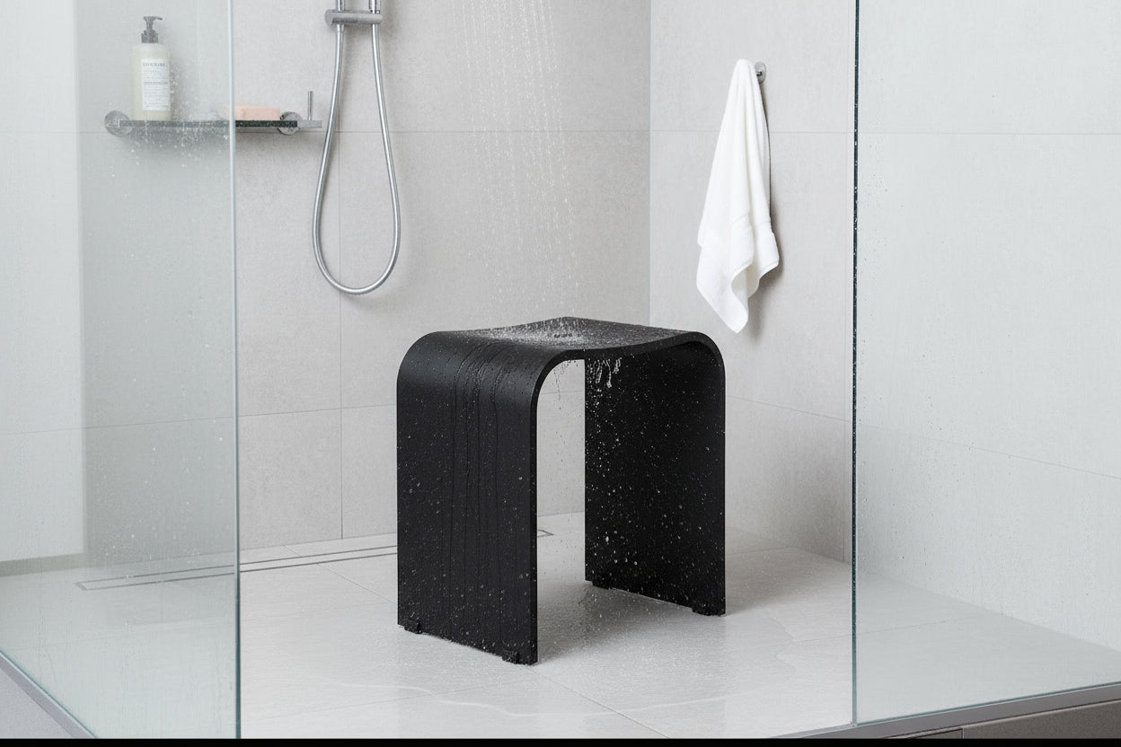 Duschhocker – Modernes Design in Weiß und Schwarz, Plexiglas