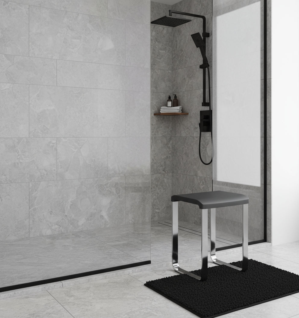 Smedbo LIVING Duschhocker FK406/FK416 – Aluminium verchromt, 48 cm Sitzhöhe – Weiß oder Grau