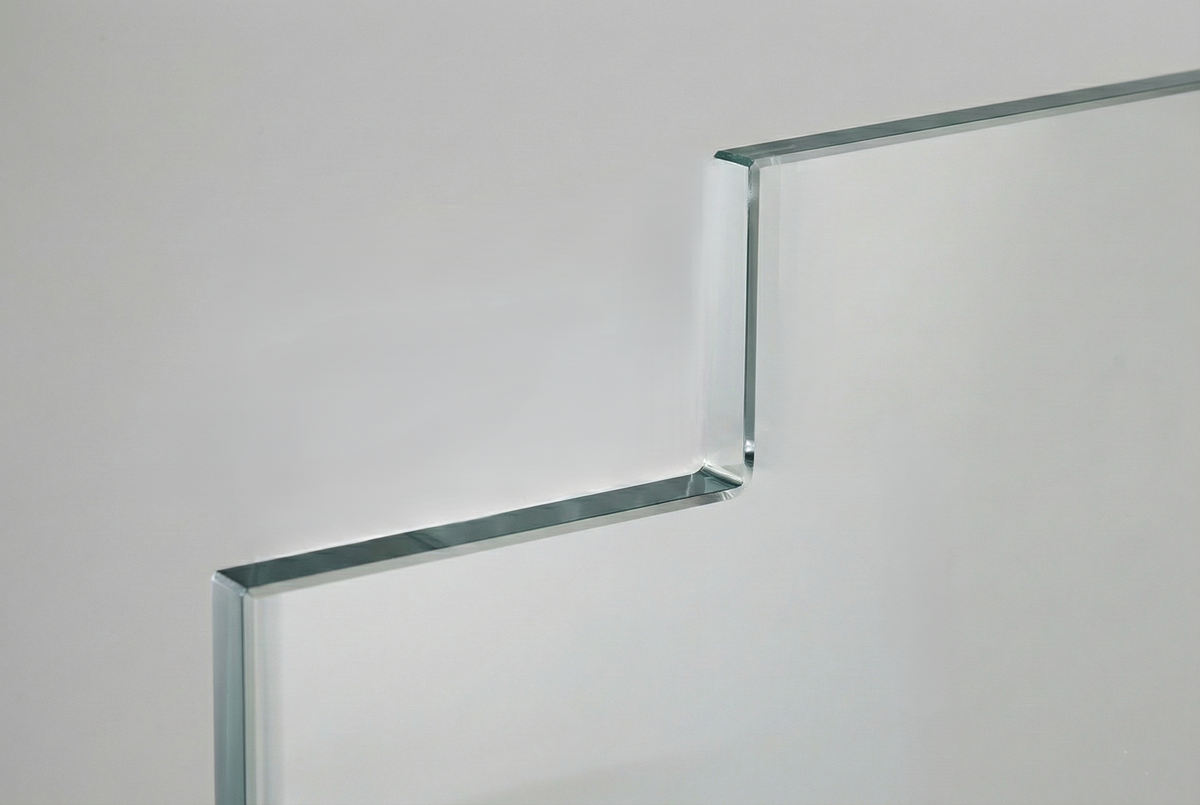 Bohrung im Glas | zylindrische Lochbohrung oder konische Senklochbohrung oder Randausschnitte, Eckausschnitte oder Schrägschnitte