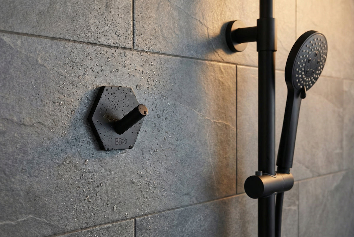 Design-Wandhaken Hexagon selbstklebend (45x52 mm) – Edelstahl – Schwarz Matt oder Chrom