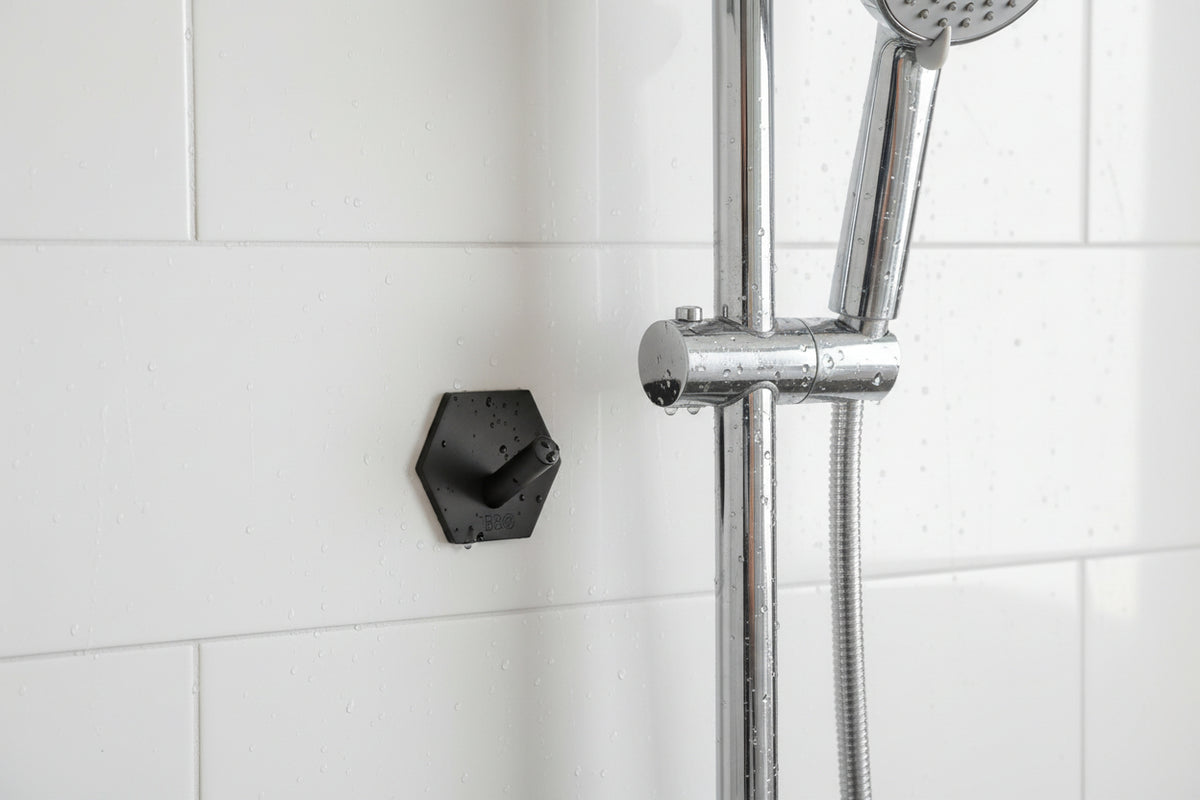 Design-Wandhaken Hexagon selbstklebend (45x52 mm) – Edelstahl – Schwarz Matt oder Chrom