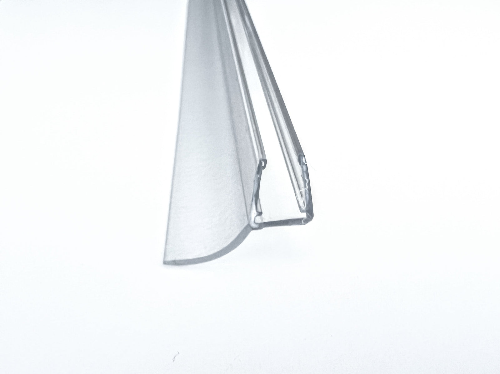 Streifdichtung mit langer schräger Dichtfahne, für Lücken von 10 - 13 mm, Art.Nr. 5011