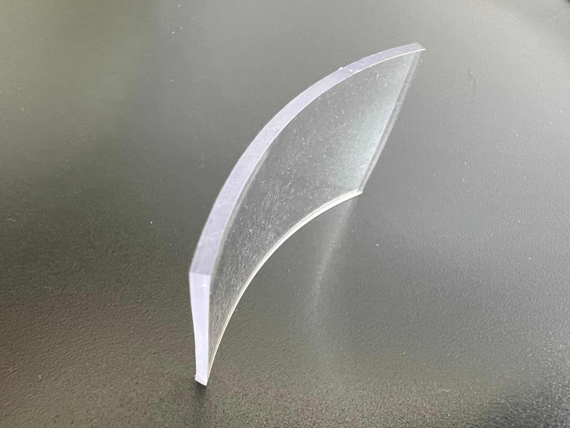 Transparente Einlagen zur Trennung von Glas und Metall