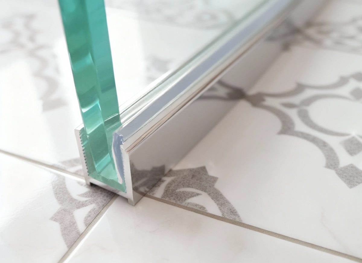 Alu U-Profil mit L-Vinyl und Kederstab, silikonfreie Befestigung für 8 oder 10 mm Glas – Art.Nr. DUC