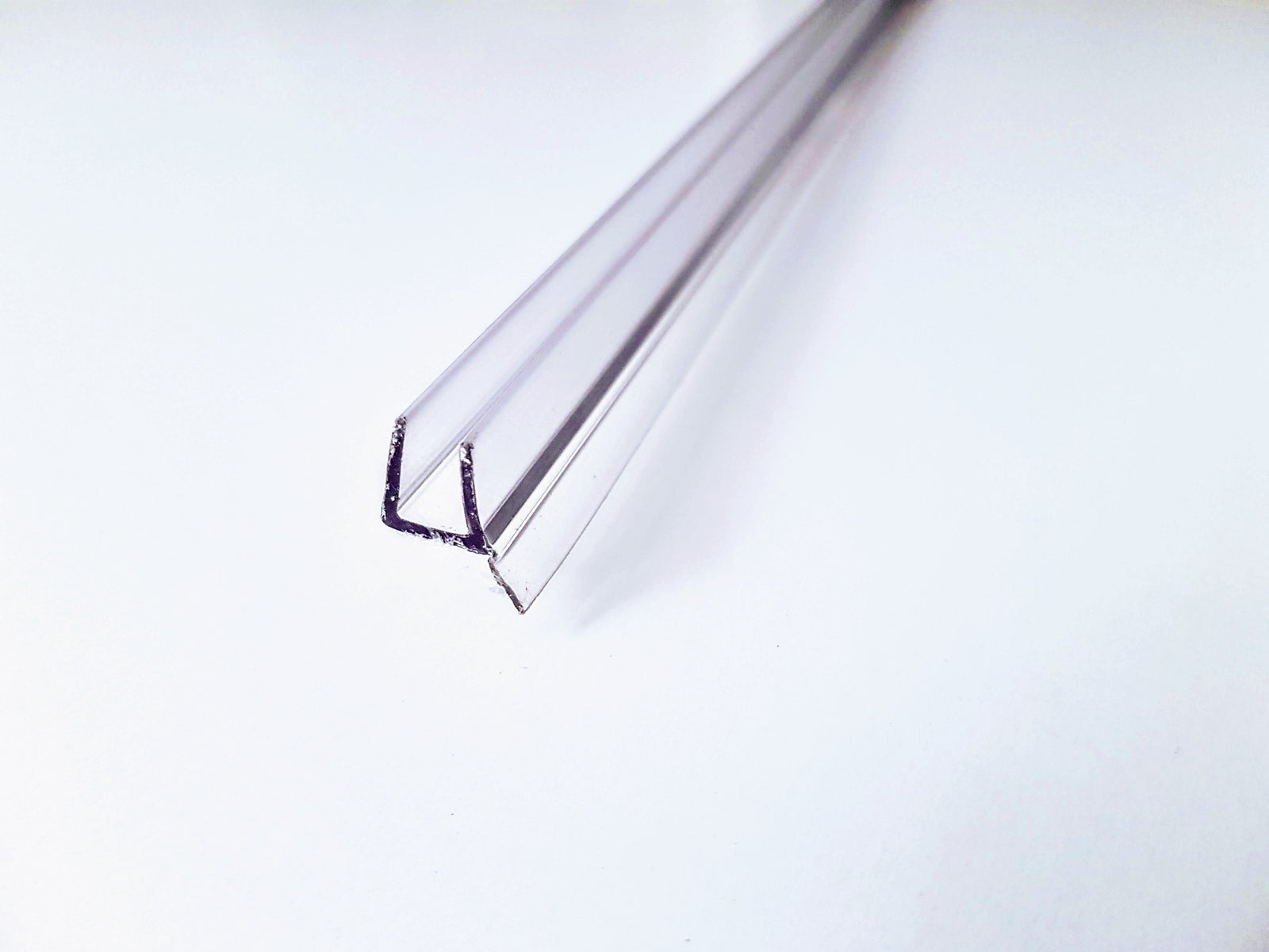 Spaltdichtung mit weicher Vinyl-Lippe für geringes Spaltmaß – Für 8, 10 oder 12 mm Glas – Art.Nr. PCC8/10/12