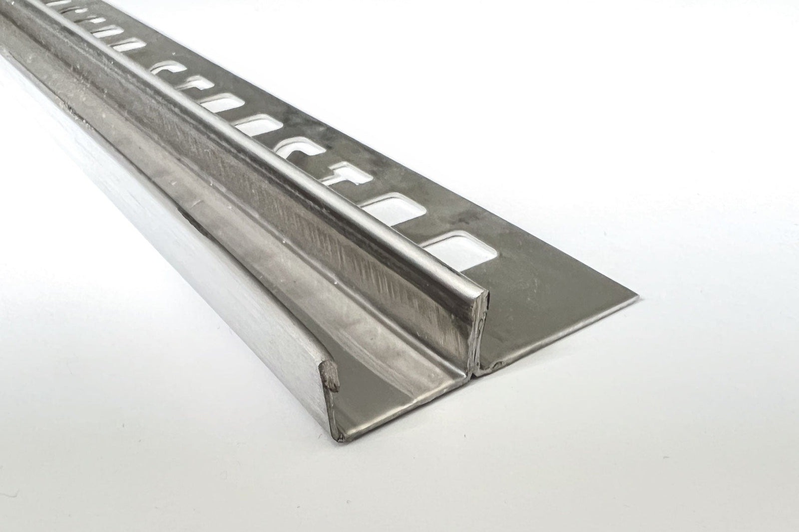 Fliesen-U-Winkelprofil "Slimline" Edelstahl K220 gebürstet – Für 8 und 10 mm Glas – Art.Nr. UEK220