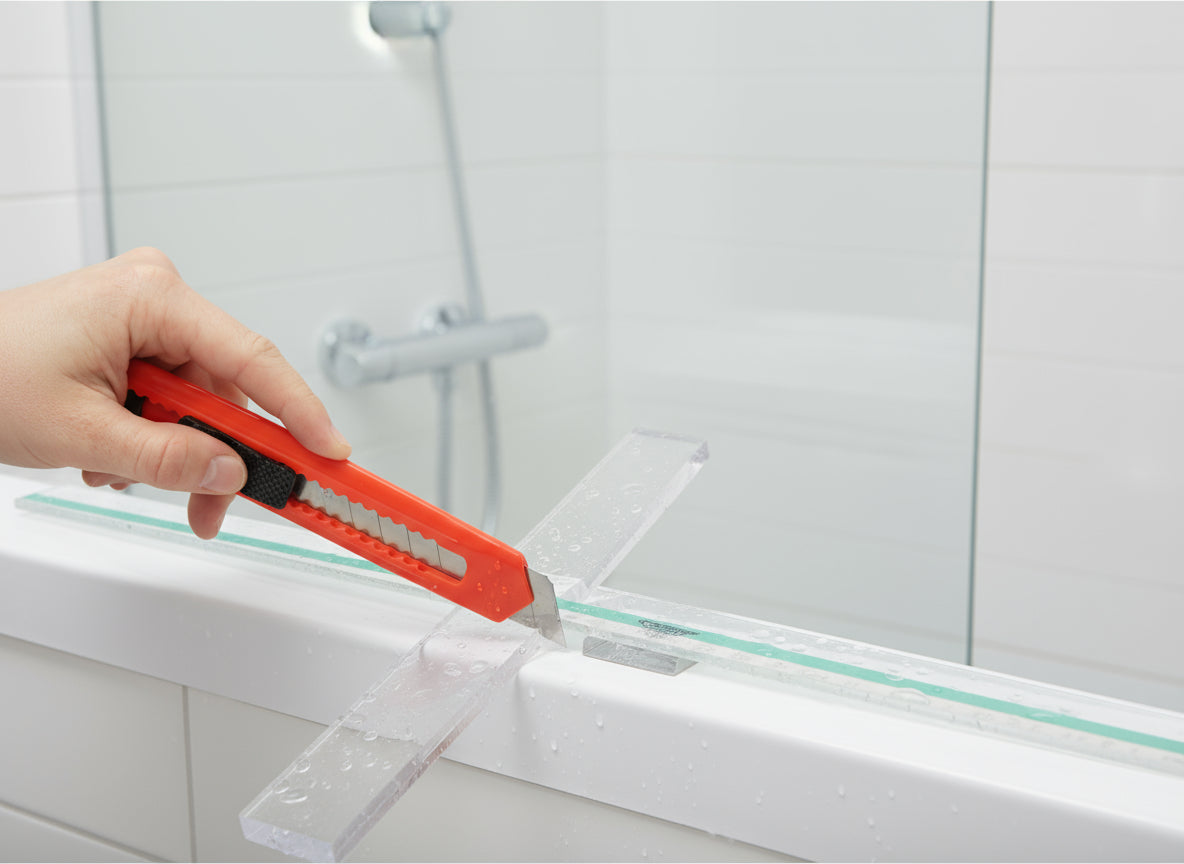 transparente Unterlagen bzw. Einlagen für Duschabtrennungen aus Glas