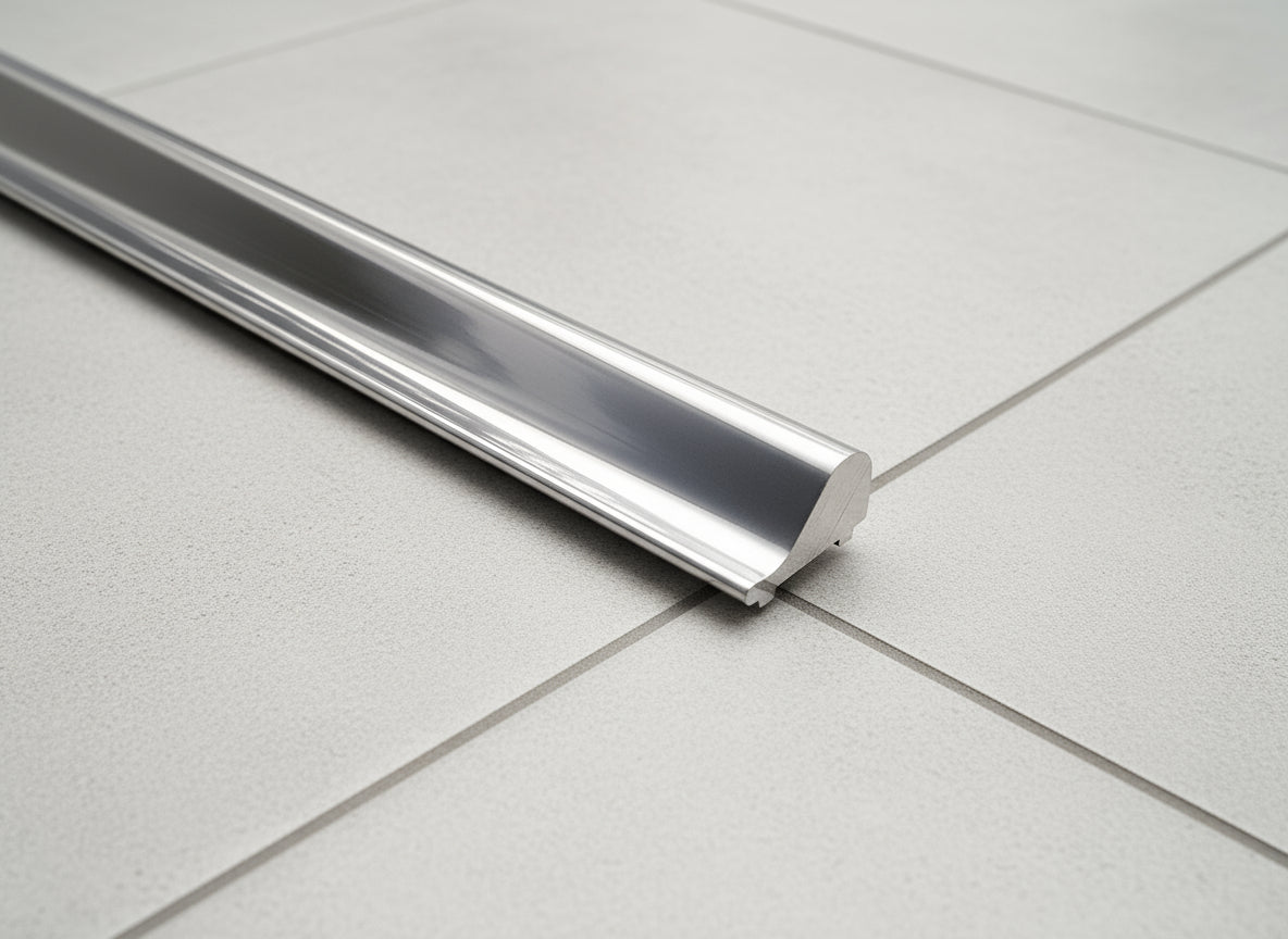 Schwallprofil aus Metall 15 x 9 mm – Vollmaterial, robust und langlebig – 100 cm – Art.Nr. S1L