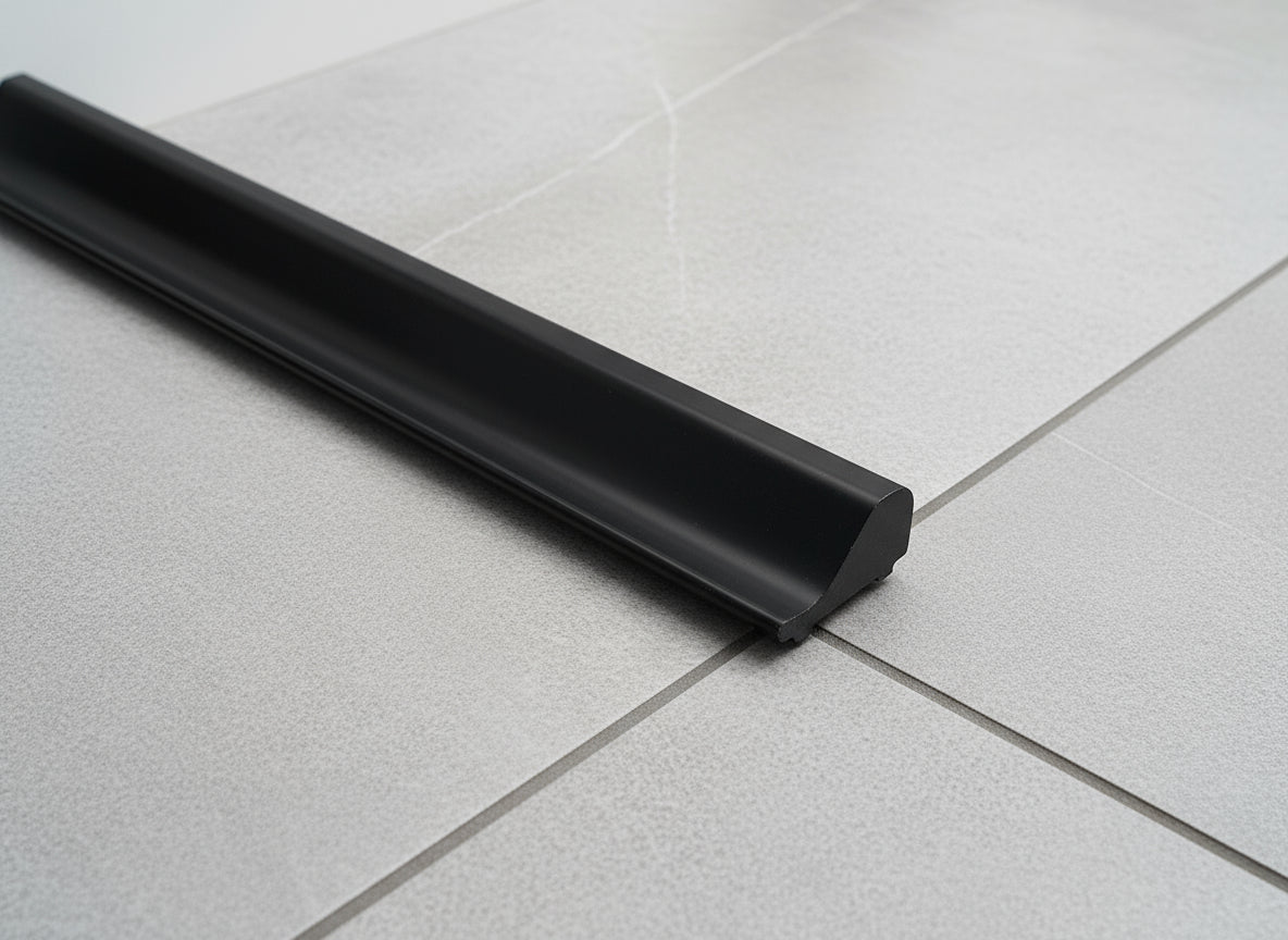 Schwallprofil aus Metall 15 x 9 mm – Vollmaterial, robust und langlebig – 100 cm – Art.Nr. S1L