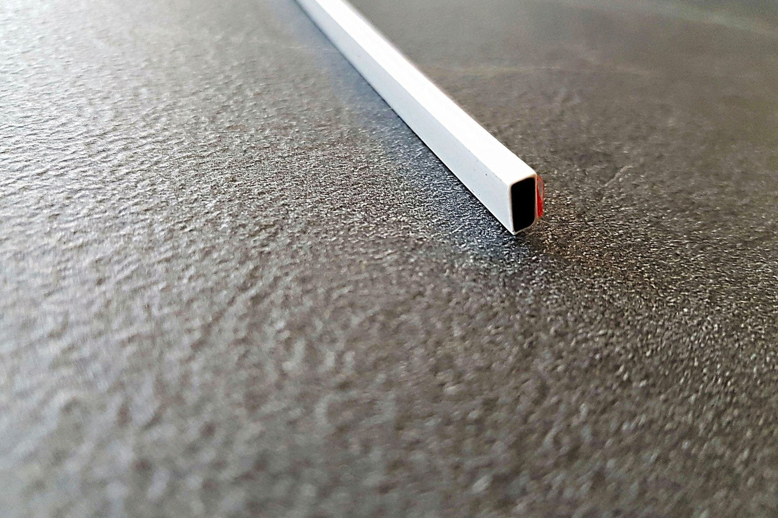 Magnetstreifen 6099 selbstklebend, einzeln, 8 x 3,8 mm