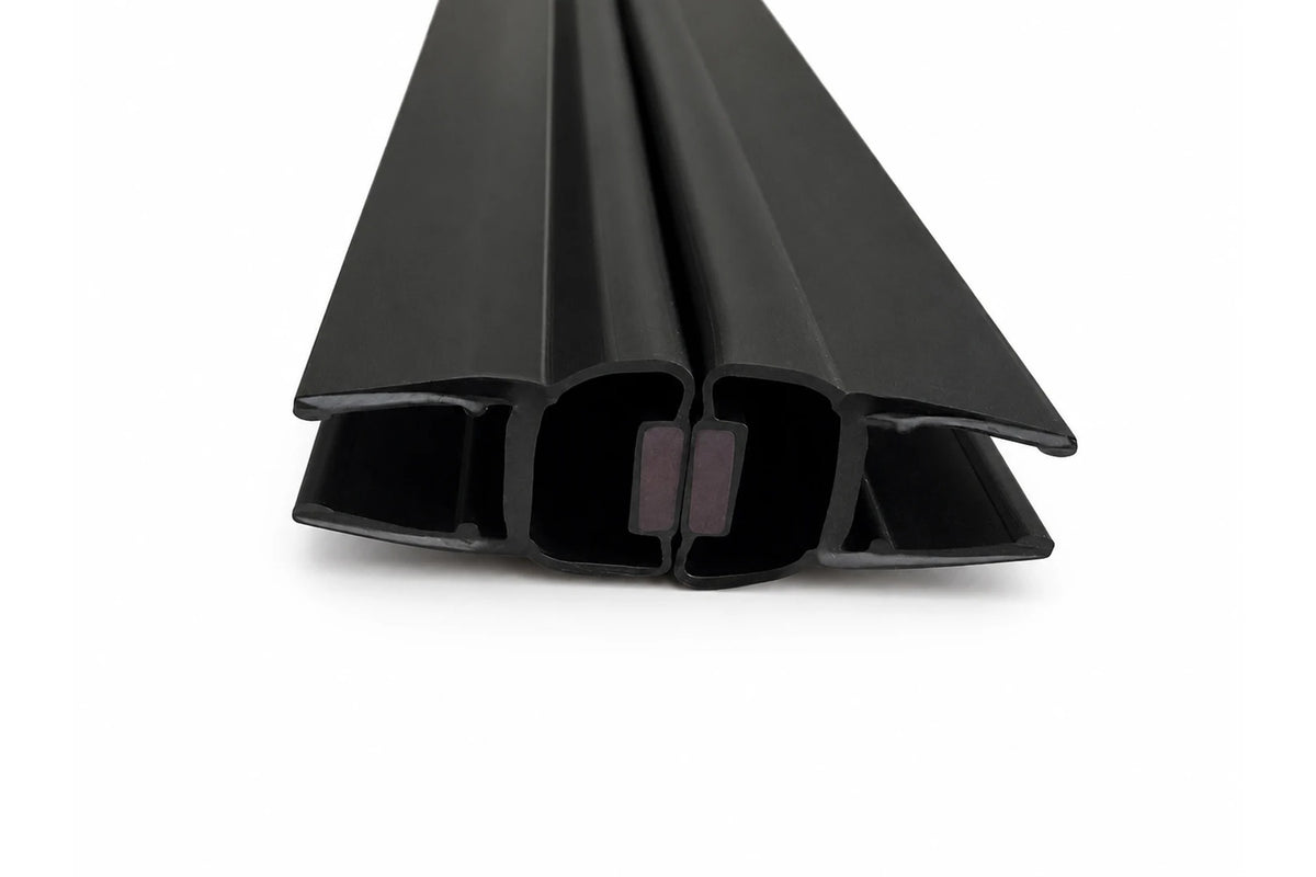 Schwarze Magnetdichtung – 180° fluchtend, schmaler Streifen, Art.Nr. 6092-B