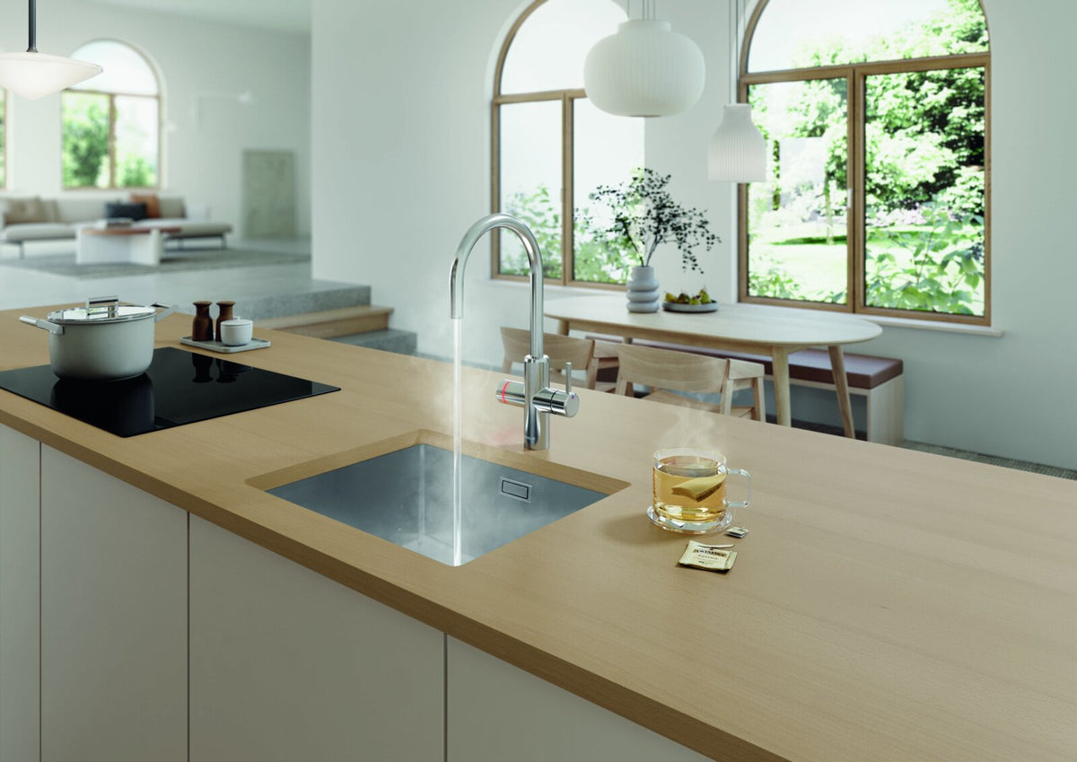 Kochend heisses Wasser aus der WATERCHAMPION Küchenarmatur